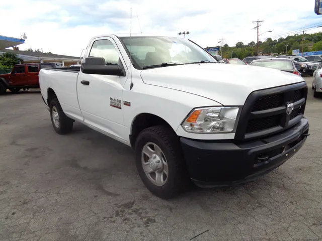 2017 Ram 2500 Tradesman photo 2