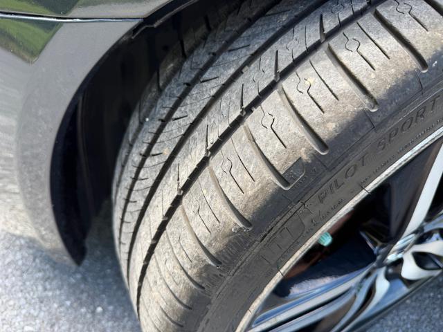 2005 Acura TSX 5-Speed AT