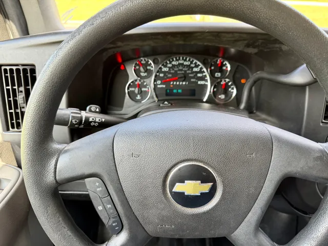 2020 Chevrolet Express Cargo Work Van - Photo 19