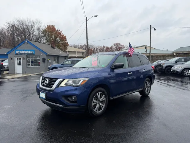 2019 Nissan Pathfinder SV