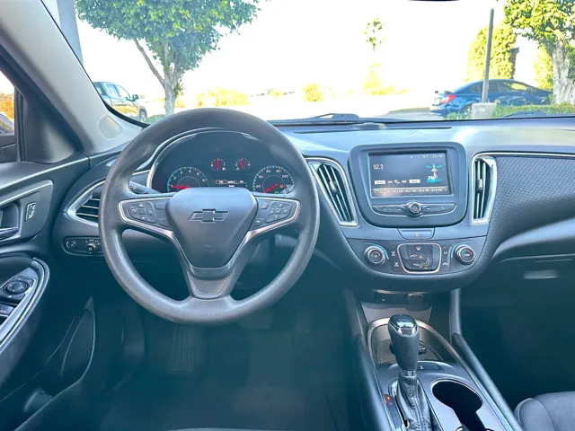 2018 Chevrolet Malibu 1LT - Photo 44
