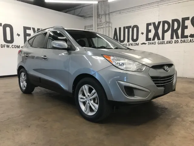 2010 Hyundai Tucson's photo
