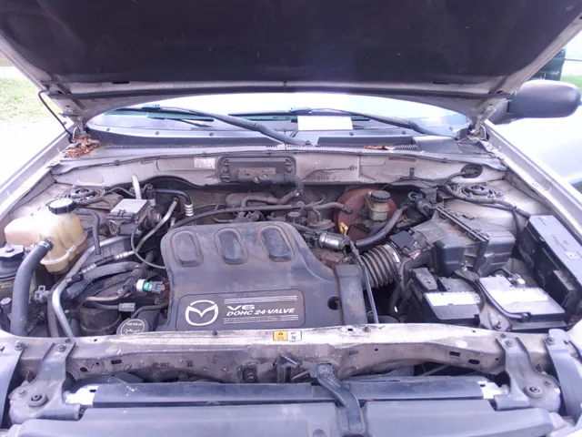 2004 Mazda Tribute LX - Photo 18