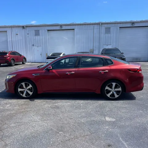 2018 Kia Optima SX - Photo 9