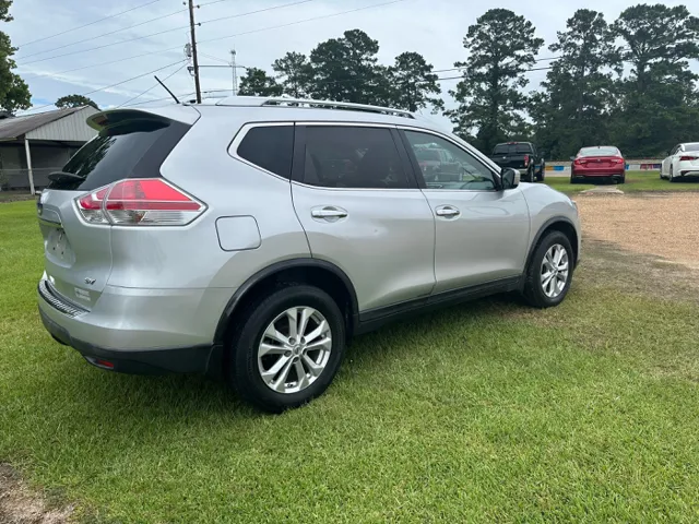 2015 Nissan Rogue SV - Photo 12