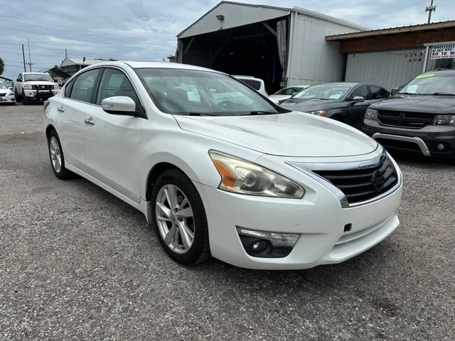 2014 Nissan Altima 2.5 SV's photo