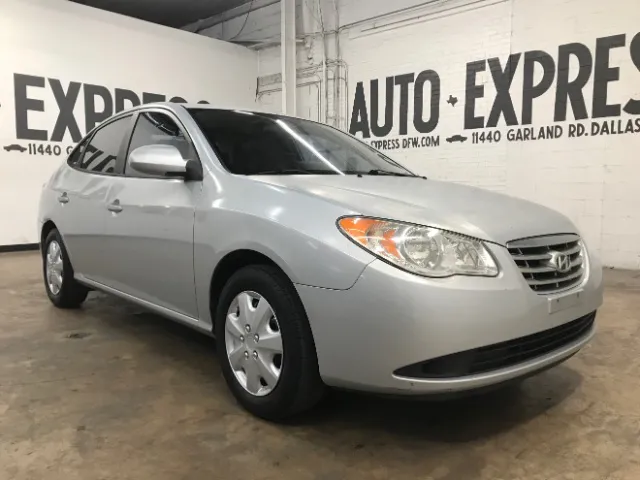 2010 Hyundai Elantra's photo