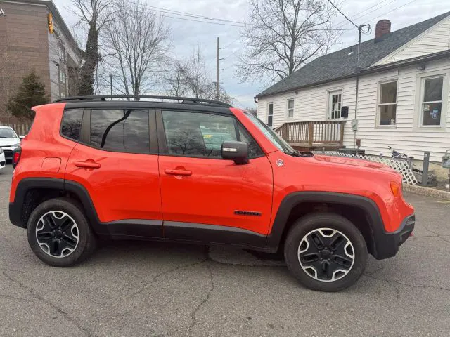 2016 Jeep Renegade Trailhawk's photo