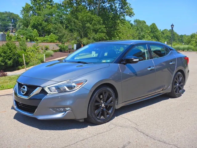 2018 Nissan Maxima SV's photo