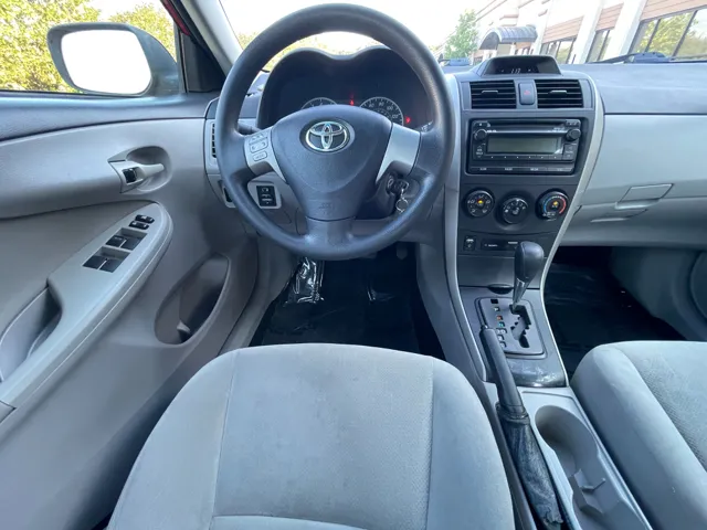 2013 Toyota Corolla L - Photo 12