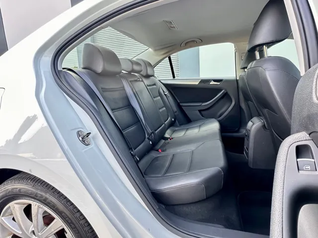 2014 Volkswagen Jetta SE - Photo 35