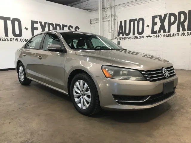 2015 Volkswagen Passat S