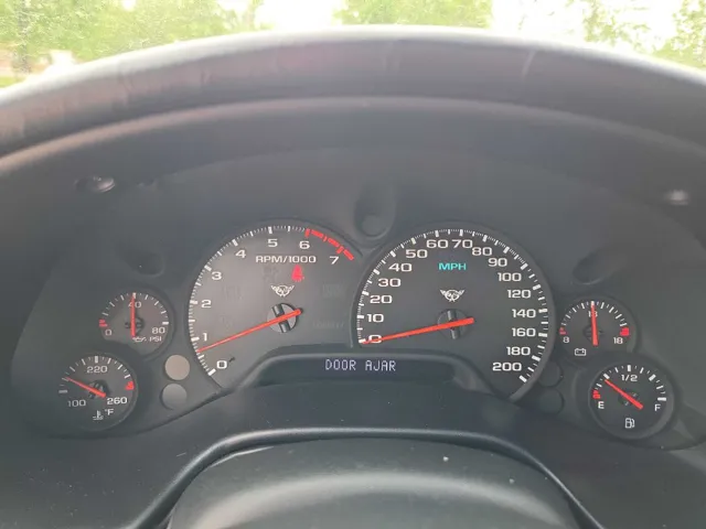 2004 Chevrolet Corvette Base - Photo 9