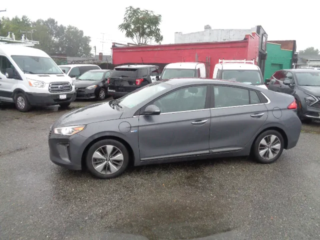 2018 Hyundai IONIQ Limited - Photo 9