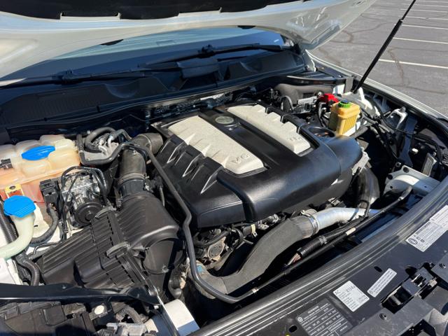2012 Volkswagen Touareg Executive TDI