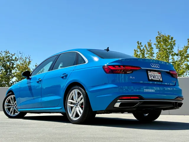 2022 Audi A4 Premium Plus - Photo 7