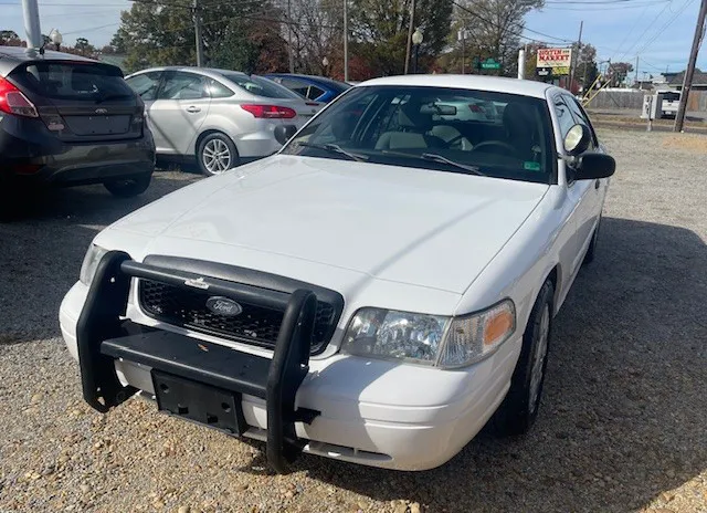 2009 Ford Crown Victoria Police Interceptor photo 2
