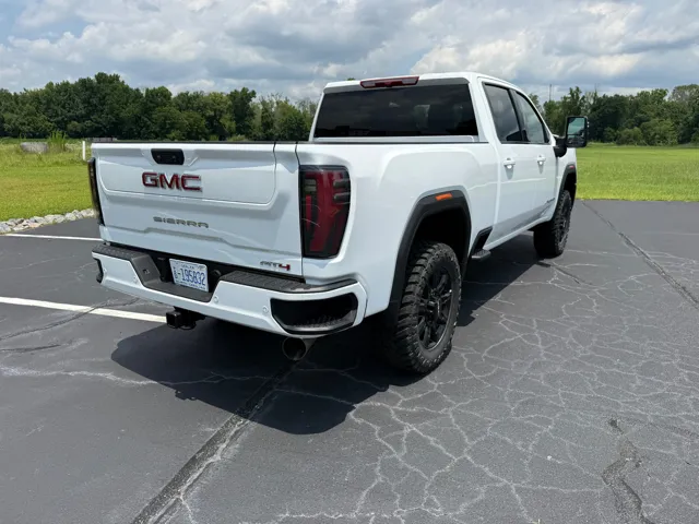 2026 GMC Sierra 2500HD AT4 - Photo 9