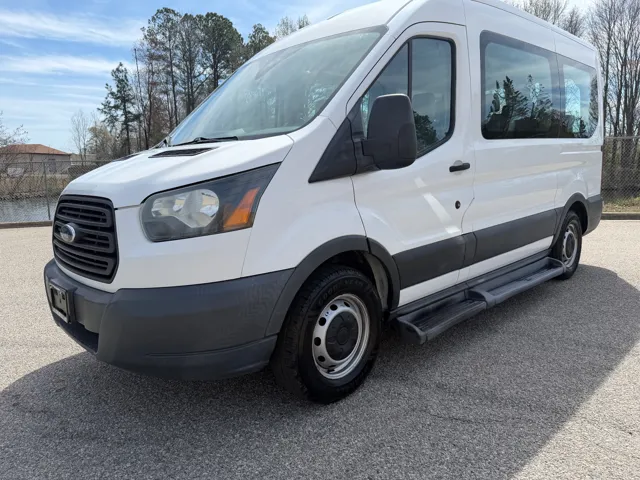 2017 Ford Transit's photo