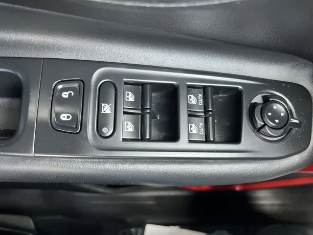 2017 Jeep Renegade Trailhawk photo 9