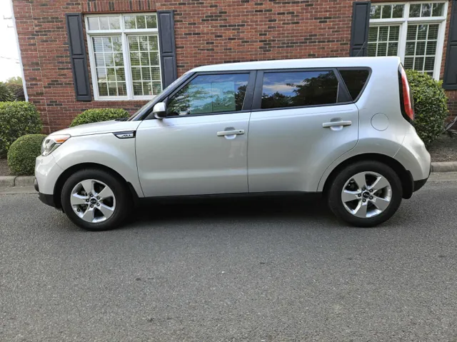2018 Kia Soul Base photo 2