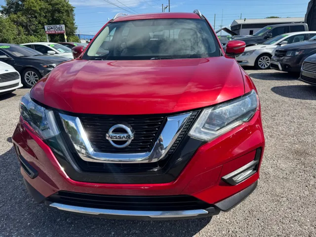 2017 Nissan Rogue SV FWD's photo