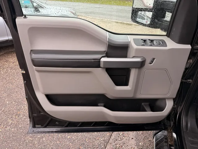 2016 Ford F-150 XLT - Photo 11