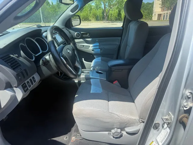 2013 Toyota Tacoma Base - Photo 11