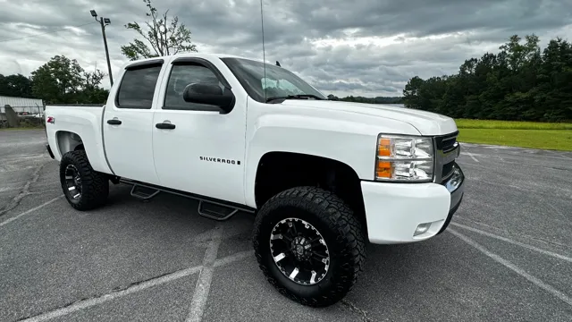 2008 Chevrolet Silverado 1500's photo