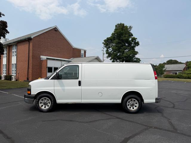 2011 GMC Savana