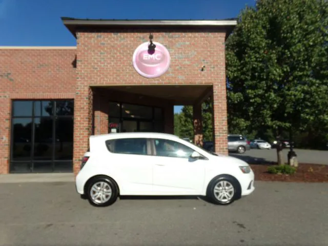 2017 Chevrolet Sonic LT