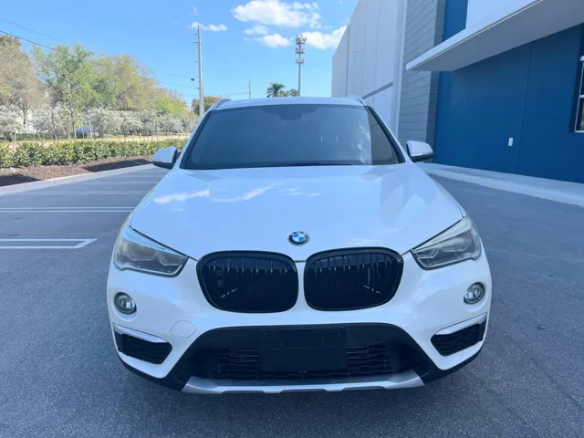 2017 BMW X1 28i - Photo 9