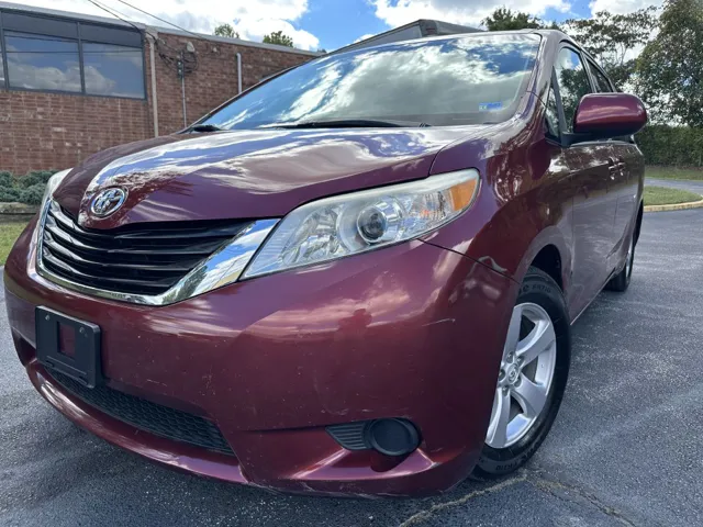 2014 Toyota Sienna
