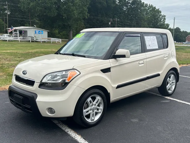 2010 Kia Soul ! 2.0L AT's photo