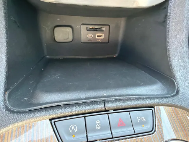2022 GMC Acadia SLE - Photo 31