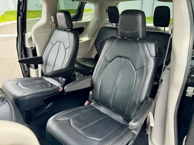 2018 Chrysler Pacifica Touring L - Photo 26