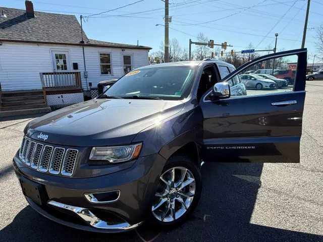 2014 Jeep Grand Cherokee Summit's photo