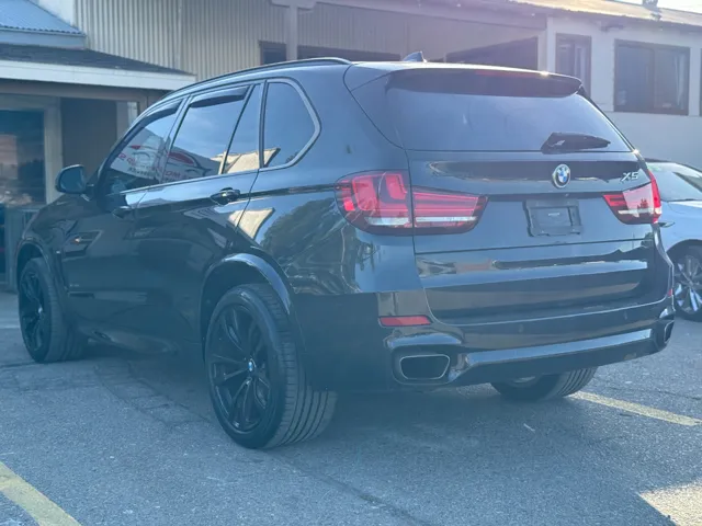 2015 BMW X5 xDrive50i - Photo 7