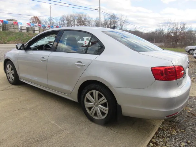 2014 Volkswagen Jetta SE photo 4