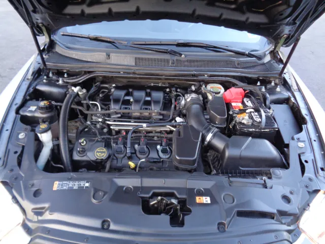 2016 Ford Taurus - Photo 20