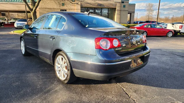 2006 Volkswagen Passat 2.0T - Photo 6