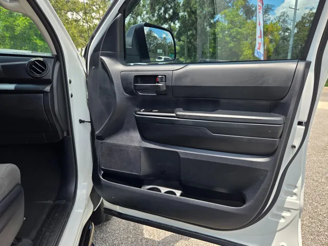 2018 Toyota Tundra SR5 photo 22