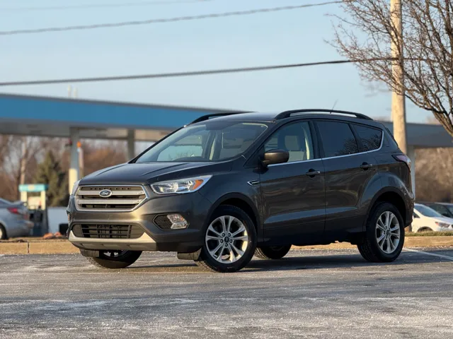 2018 Ford Escape SE's photo