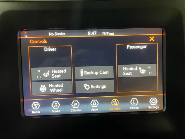 2019 Jeep Cherokee Latitude Plus - Photo 14