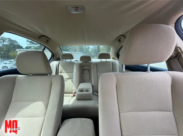 2011 Honda Accord LX - Photo 13