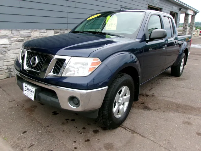 2011 Nissan Frontier 4.0 SL Crew Cab 4X4 AT LWB's photo