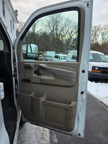 2012 Chevrolet Express Cargo Work Van - Photo 66
