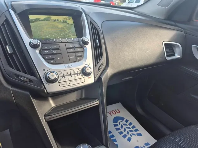 2016 Chevrolet Equinox LT photo 11