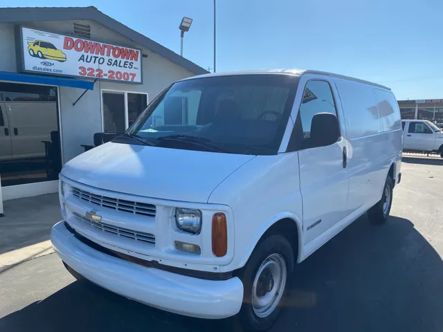2002 Chevrolet Express Base