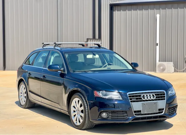 2010 Audi A4 Premium's photo